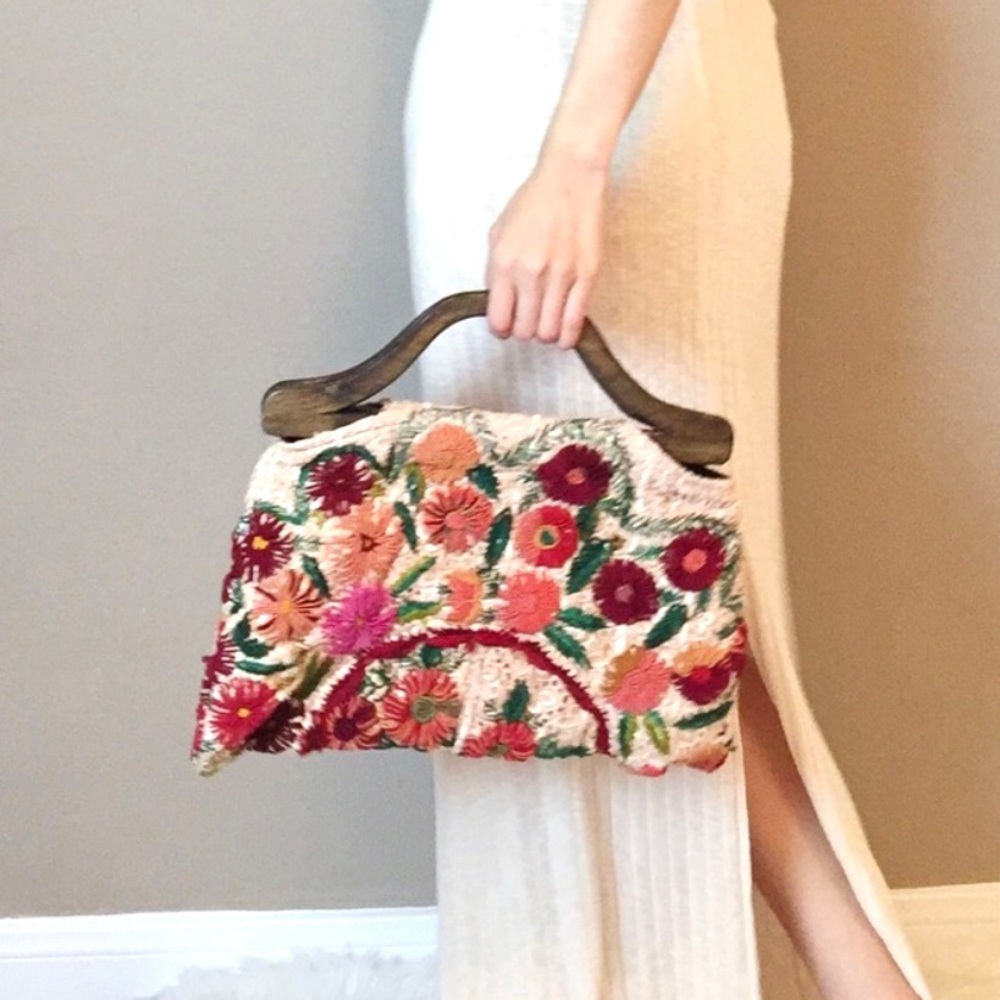 Vintage embroidered handbag, wood handle